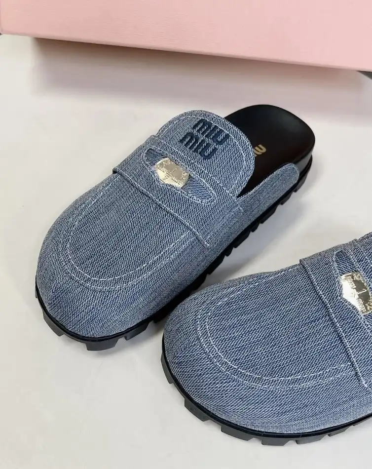 hype Miu Miu Slippers