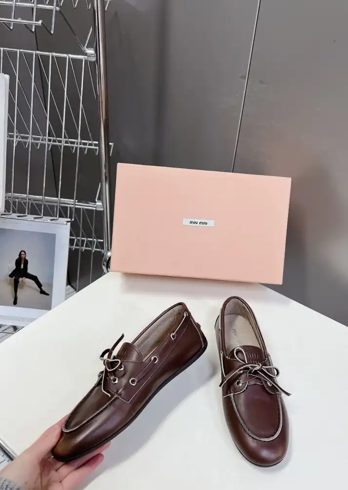 hype Miu Miu Leather Shoes