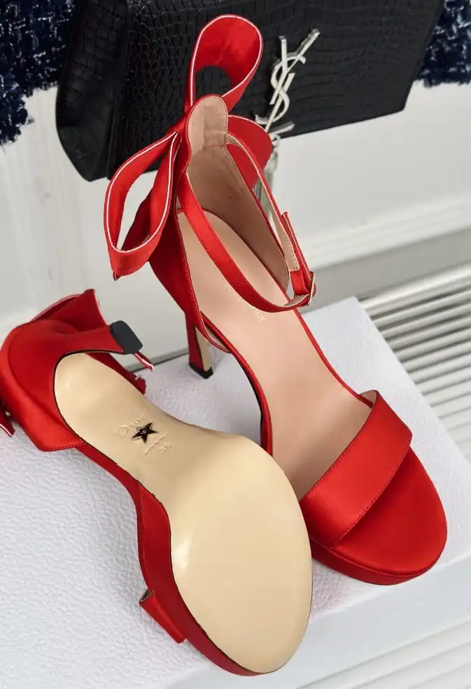 hype Christian Dior High Heels