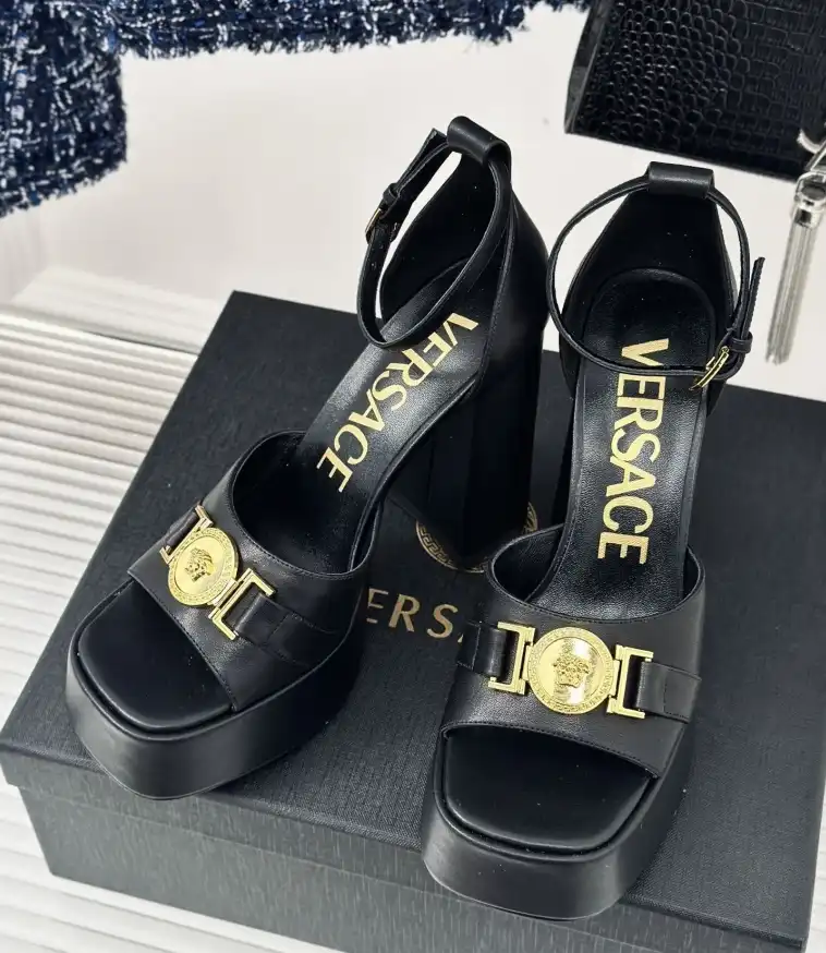 hype Givenchy High Heels