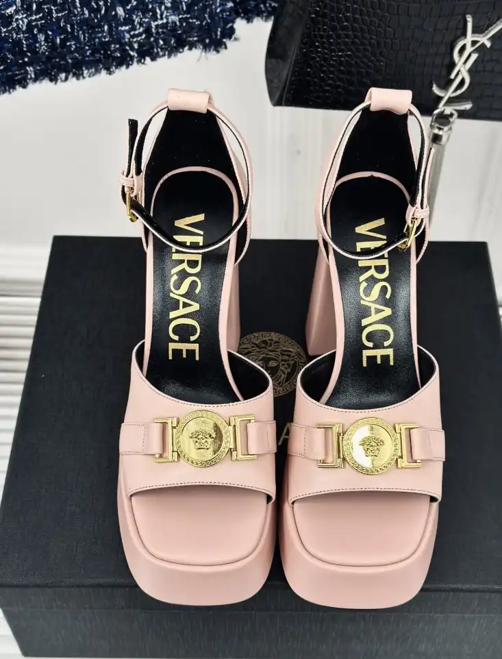 hype Givenchy High Heels