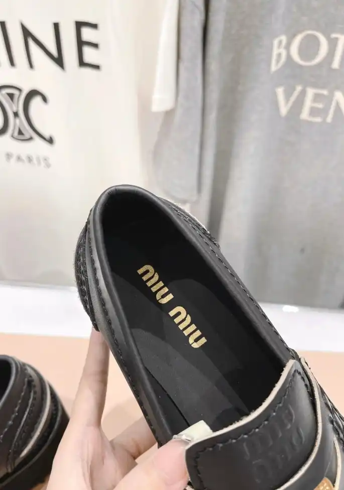 hype Miu Miu Leather Shoes