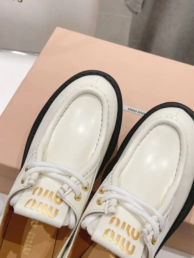 hype Miu Miu Leather Shoes