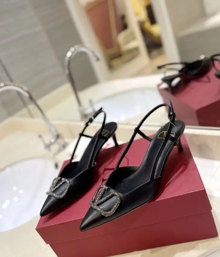 hype Valentino High Heels