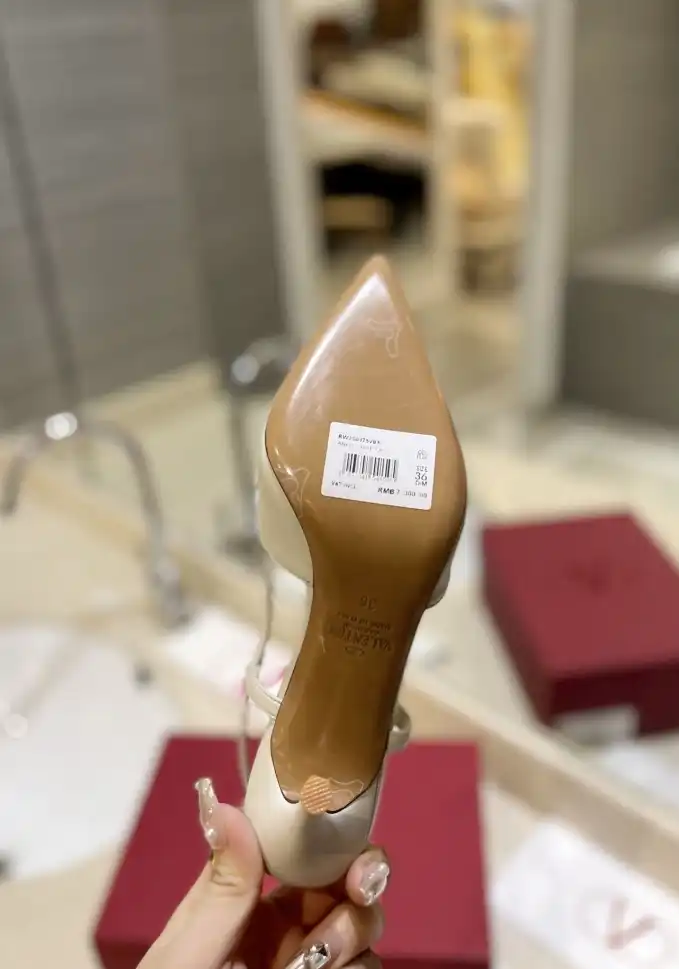 hype Valentino High Heels