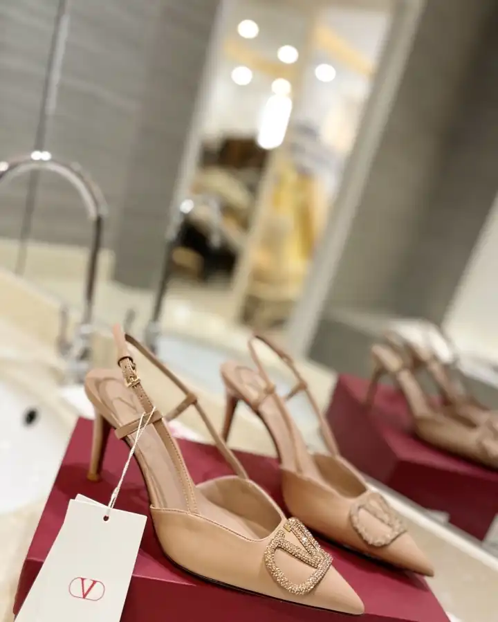 hype Valentino High Heels