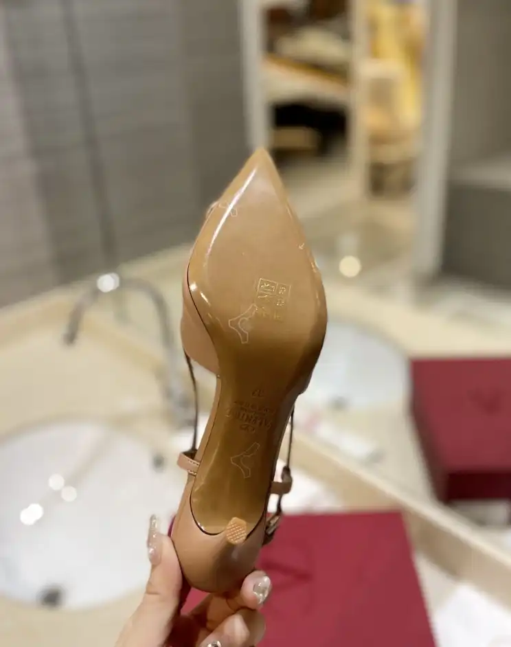 hype Valentino High Heels