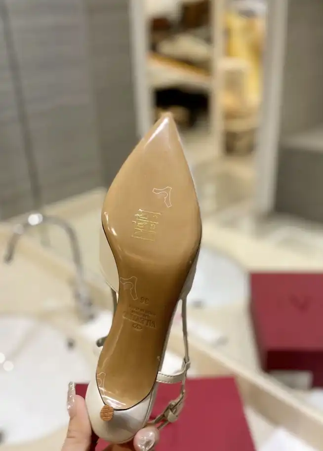 hype Valentino High Heels