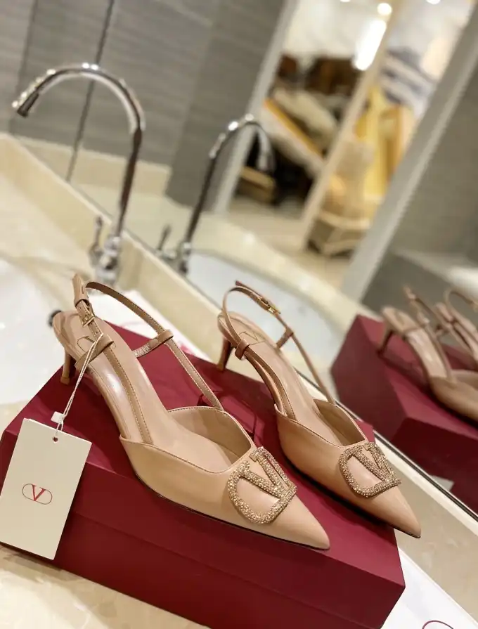 hype Valentino High Heels