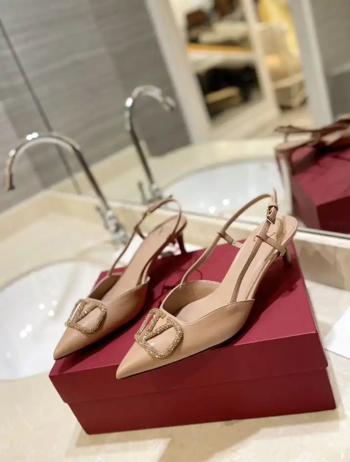 hype Valentino High Heels