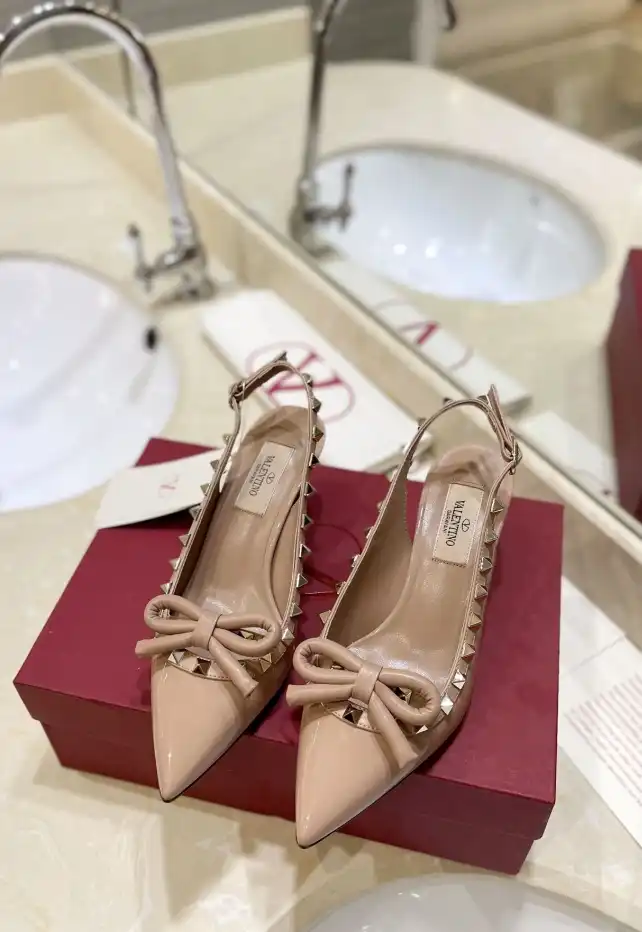 hype Valentino High Heels