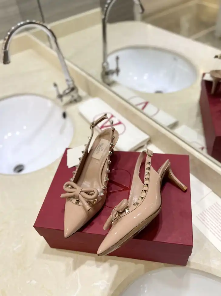 hype Valentino High Heels