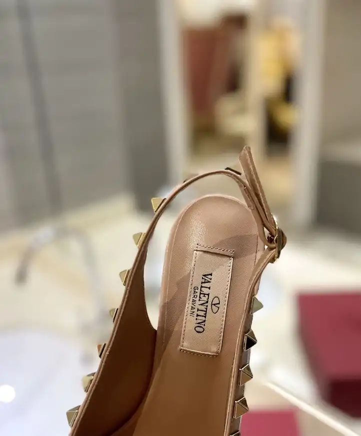 hype Valentino High Heels