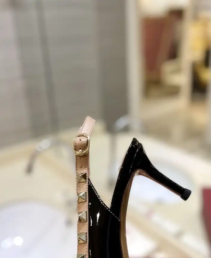 hype Valentino High Heels