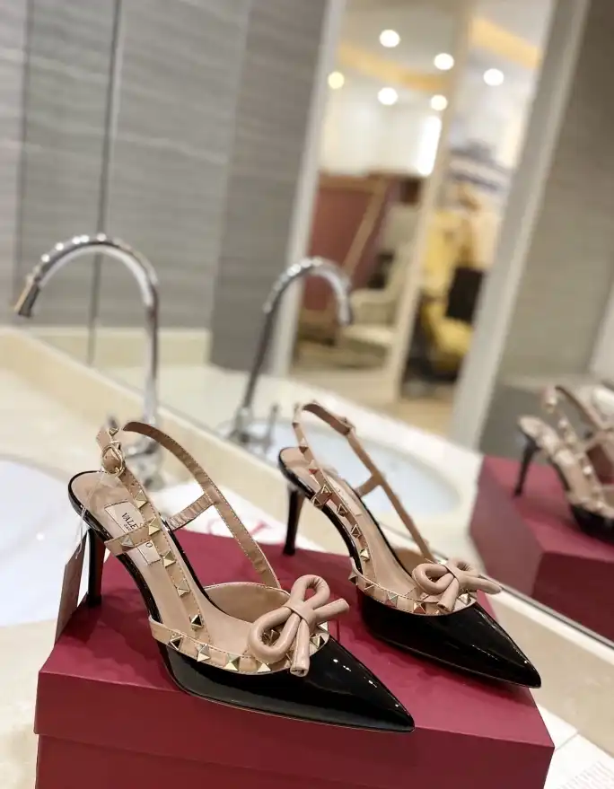 hype Valentino High Heels