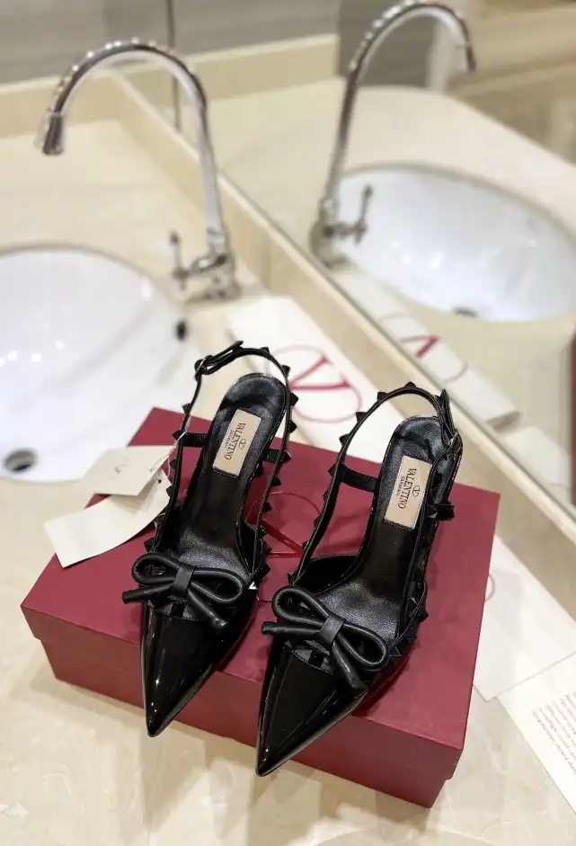 hype Valentino High Heels