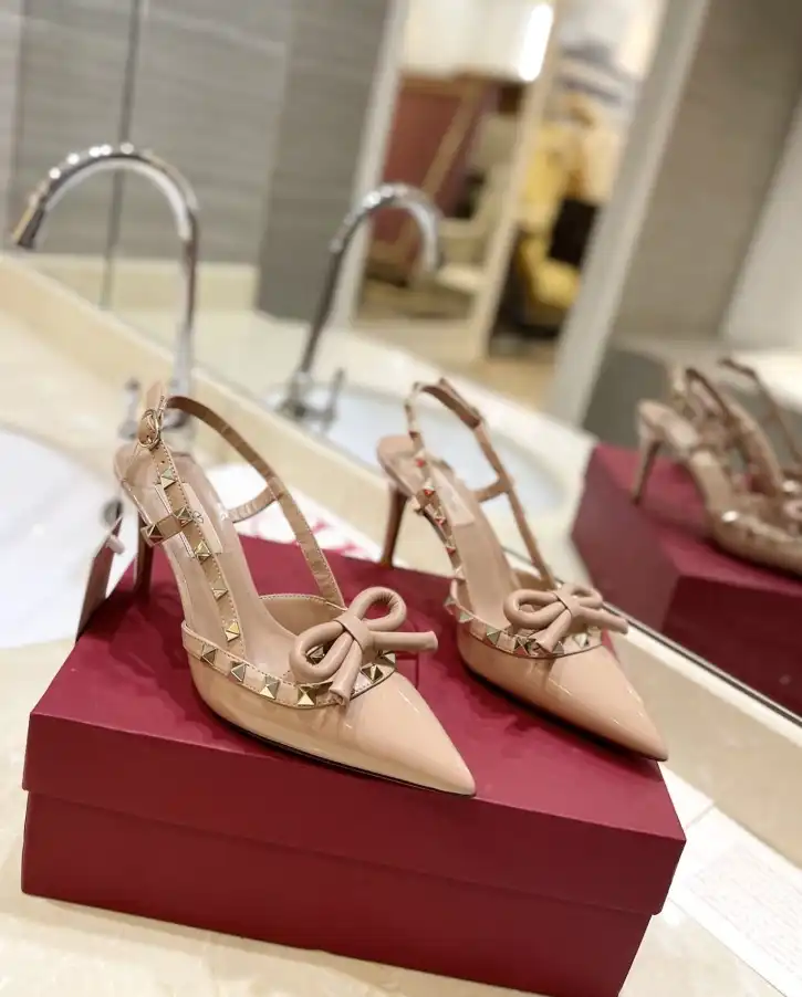 hype Valentino High Heels