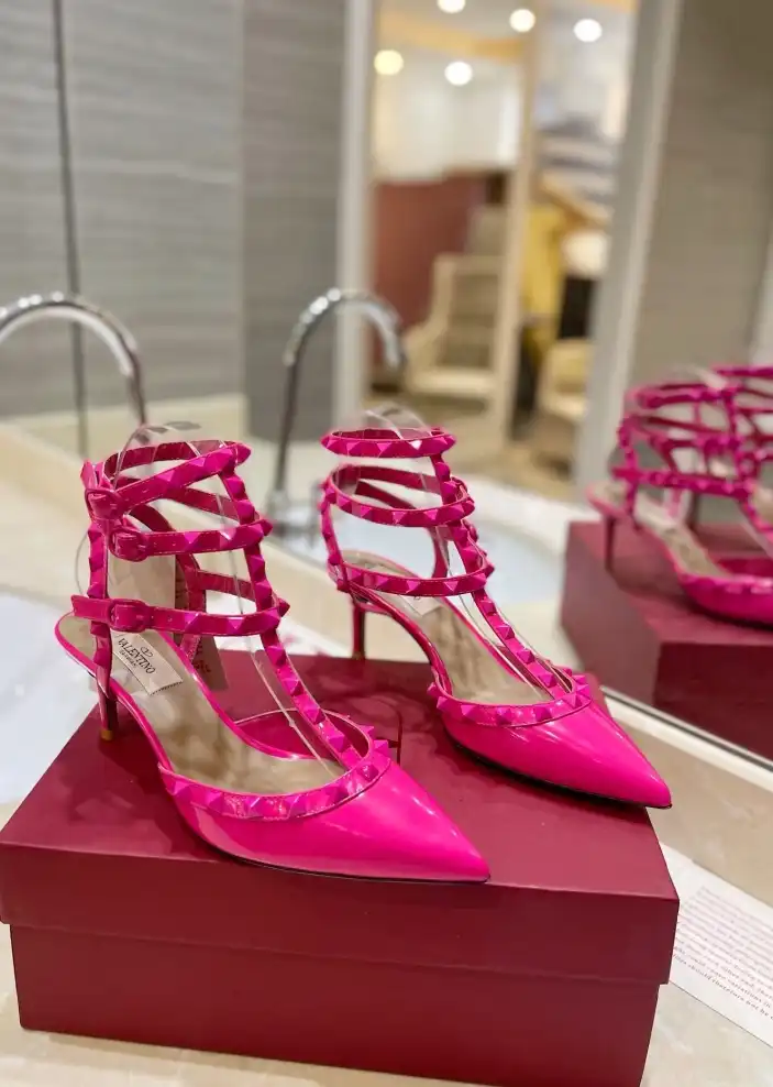 hype Valentino High Heels