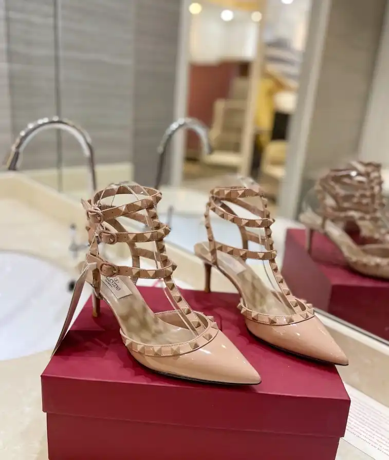 hype Valentino High Heels