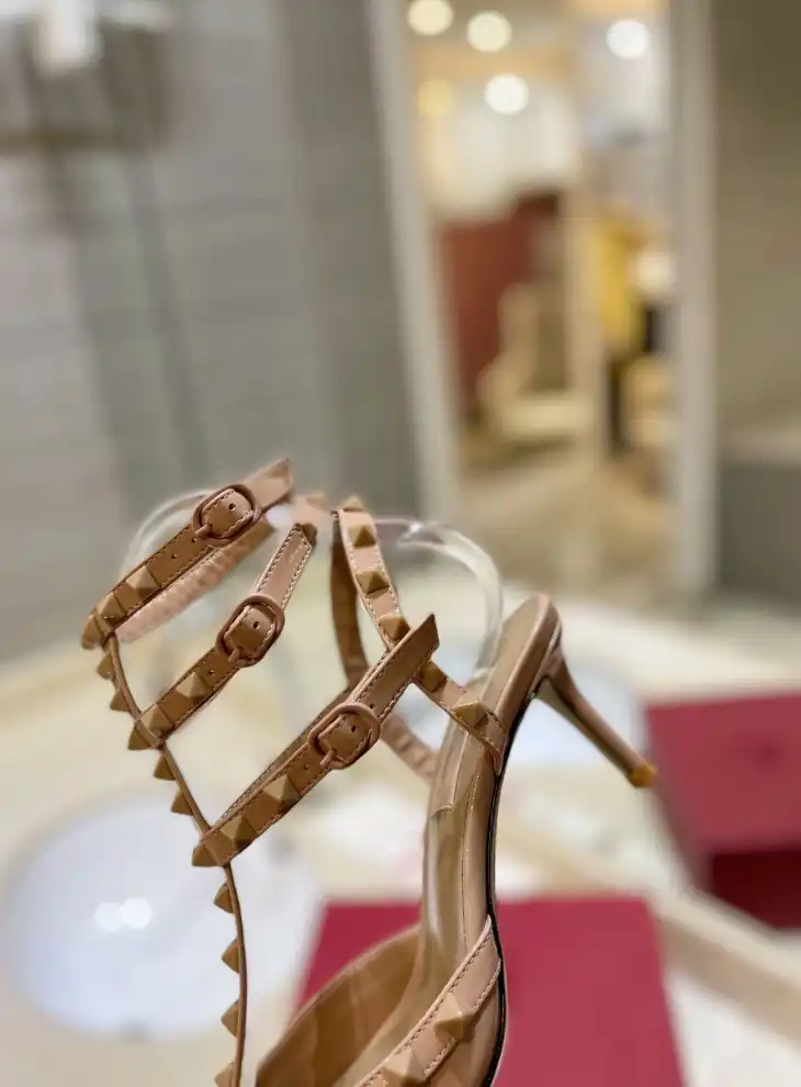 hype Valentino High Heels