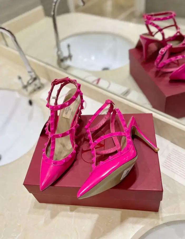 hype Valentino High Heels