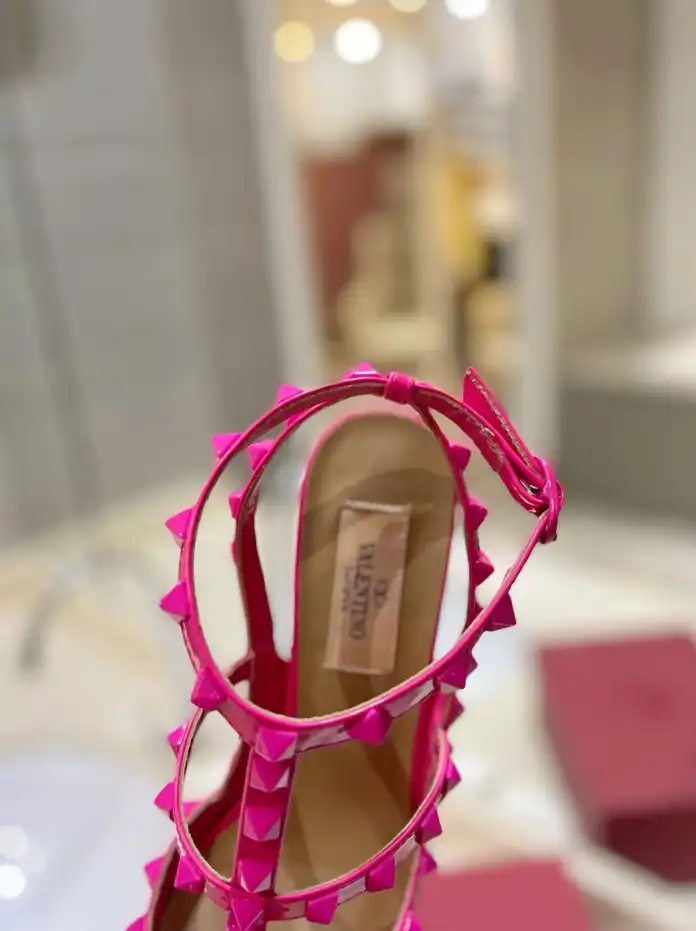 hype Valentino High Heels