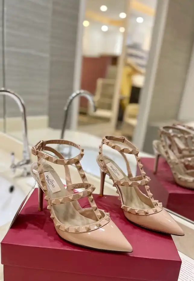 hype Valentino High Heels