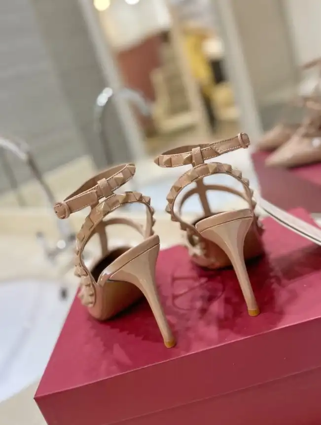 hype Valentino High Heels