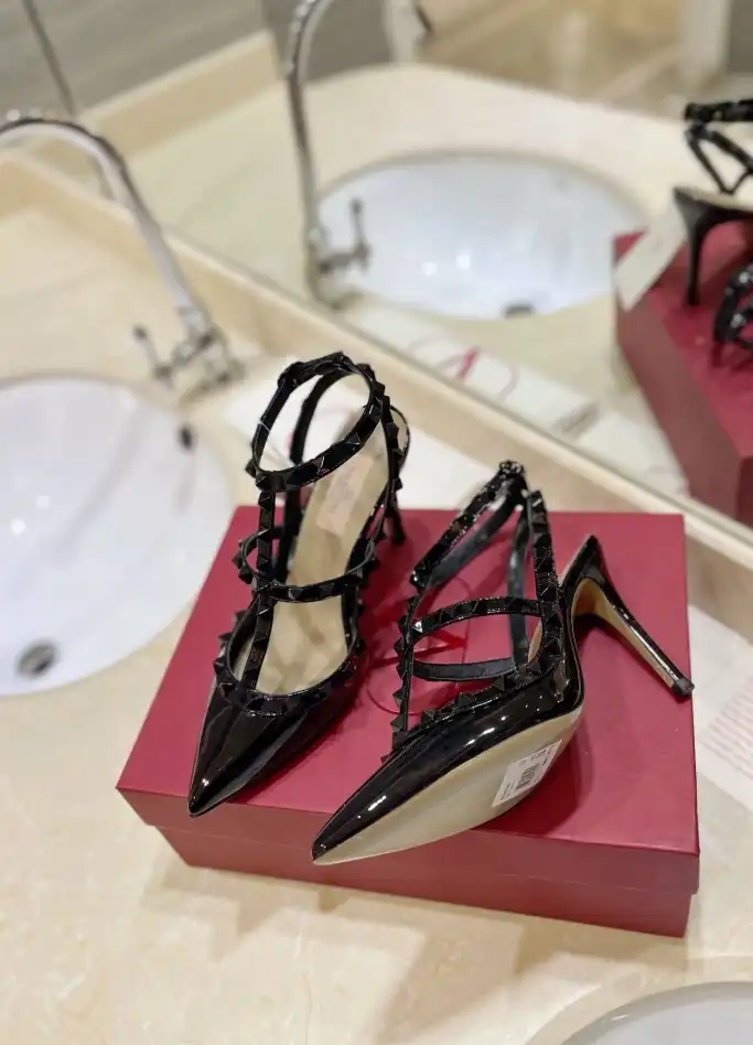 hype Valentino High Heels