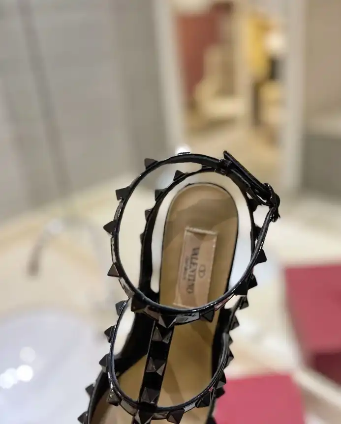 hype Valentino High Heels