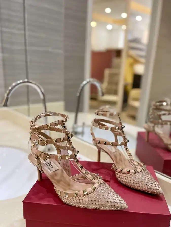 hype Valentino High Heels