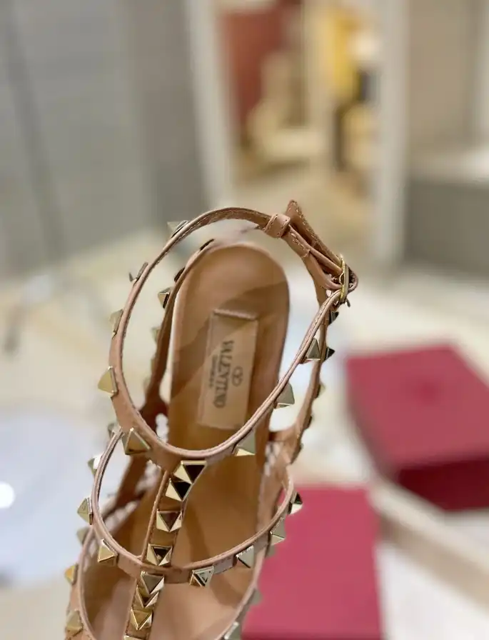 hype Valentino High Heels