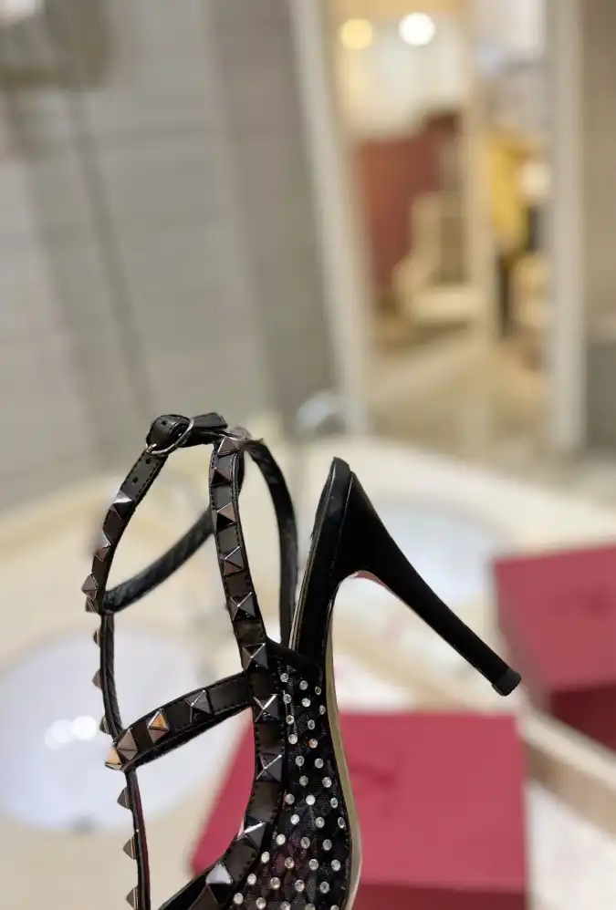 hype Valentino High Heels