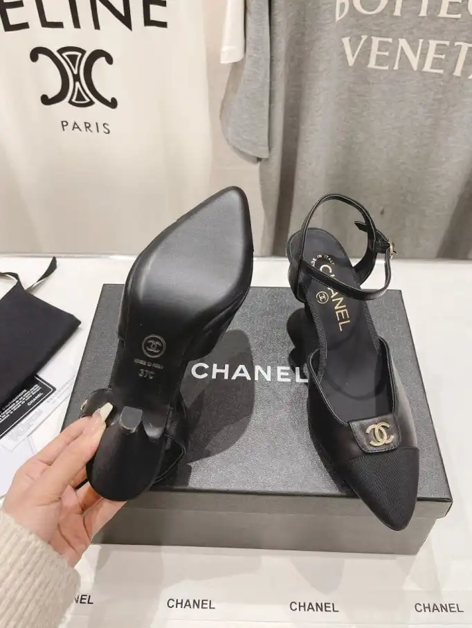 hype Chanel High Heels