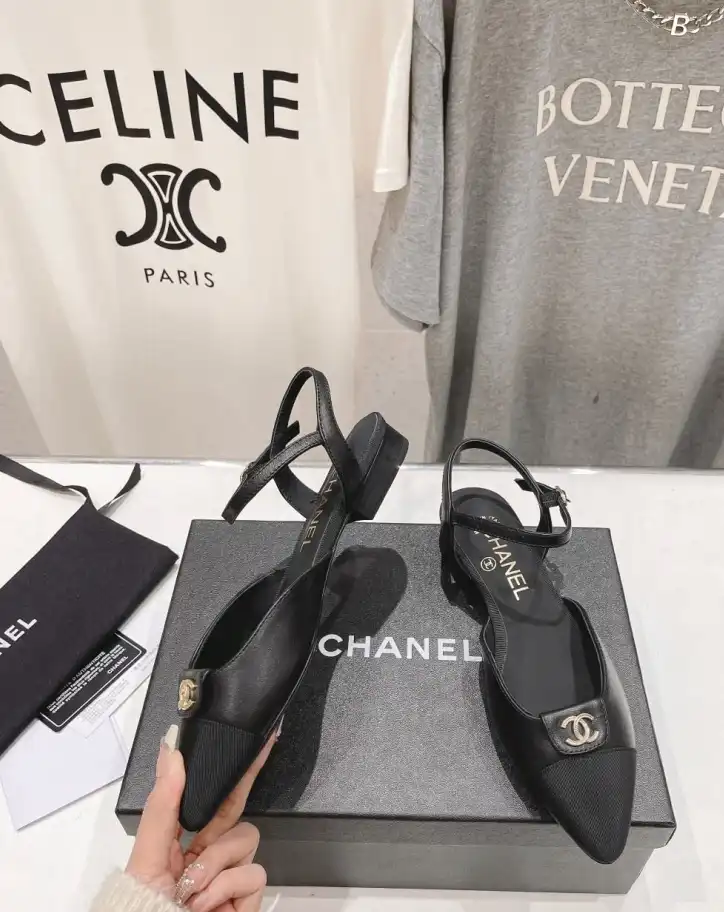 hype Chanel High Heels