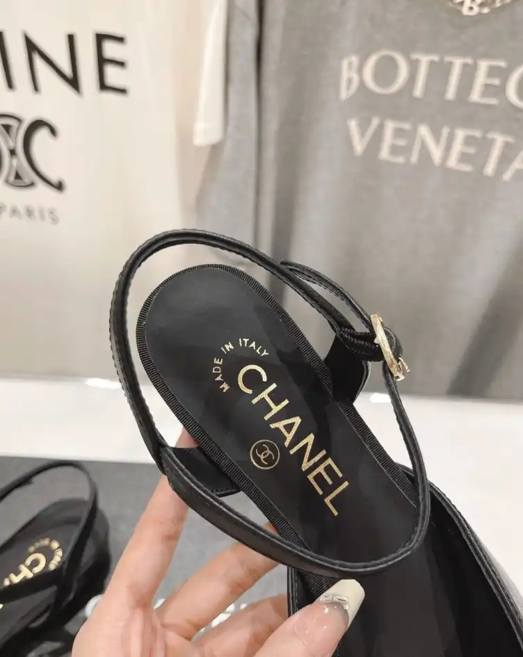 hype Chanel High Heels