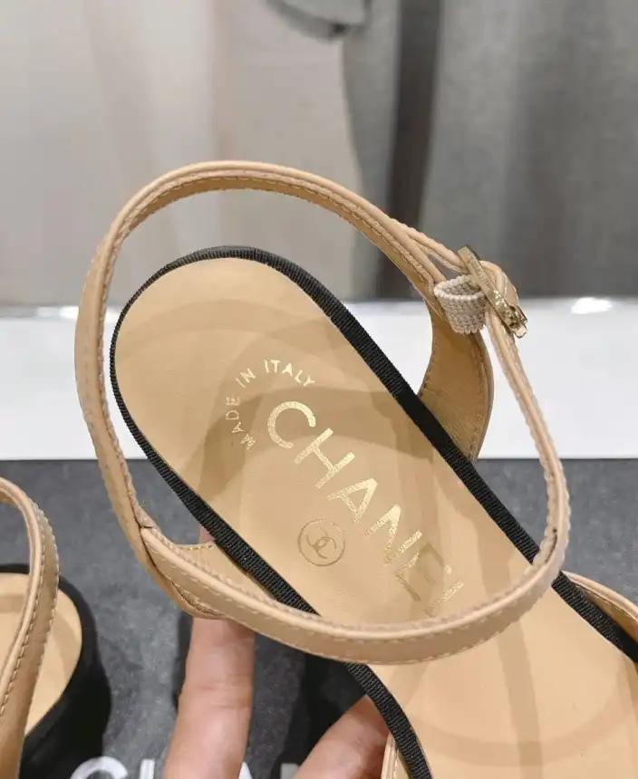 hype Chanel High Heels