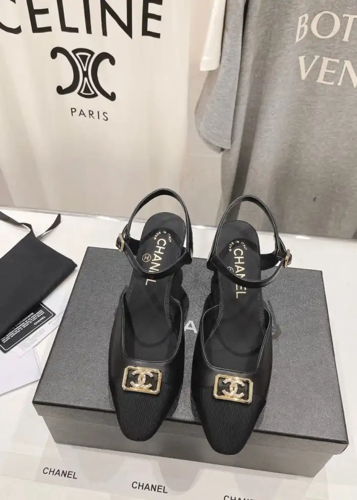 hype Chanel High Heels