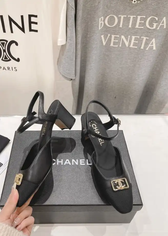 hype Chanel High Heels