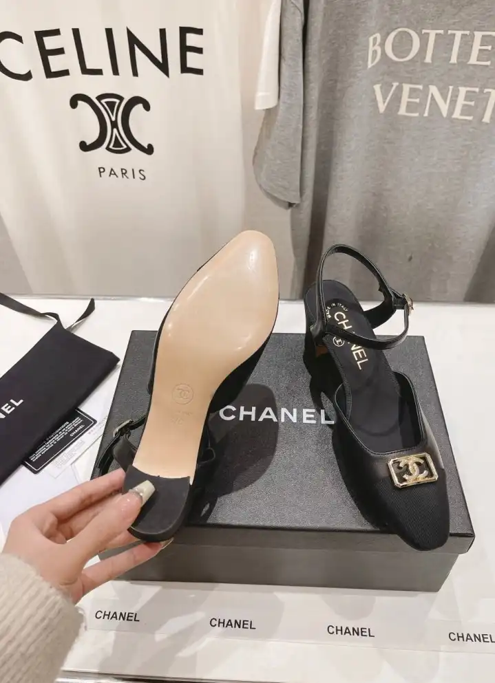 hype Chanel High Heels