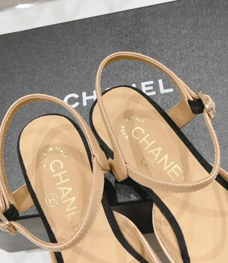 hype Chanel High Heels