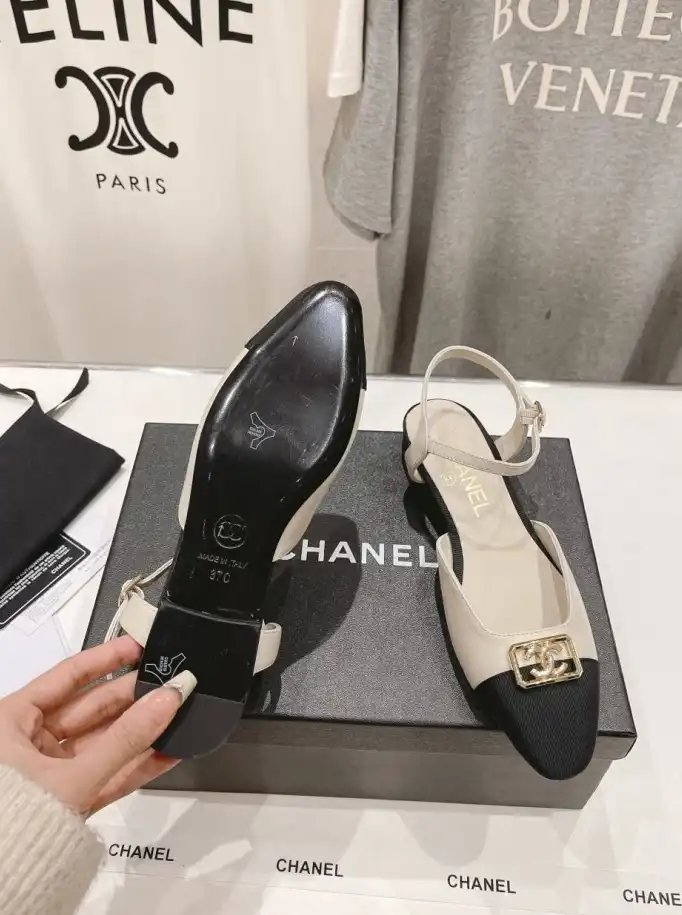 hype Chanel High Heels