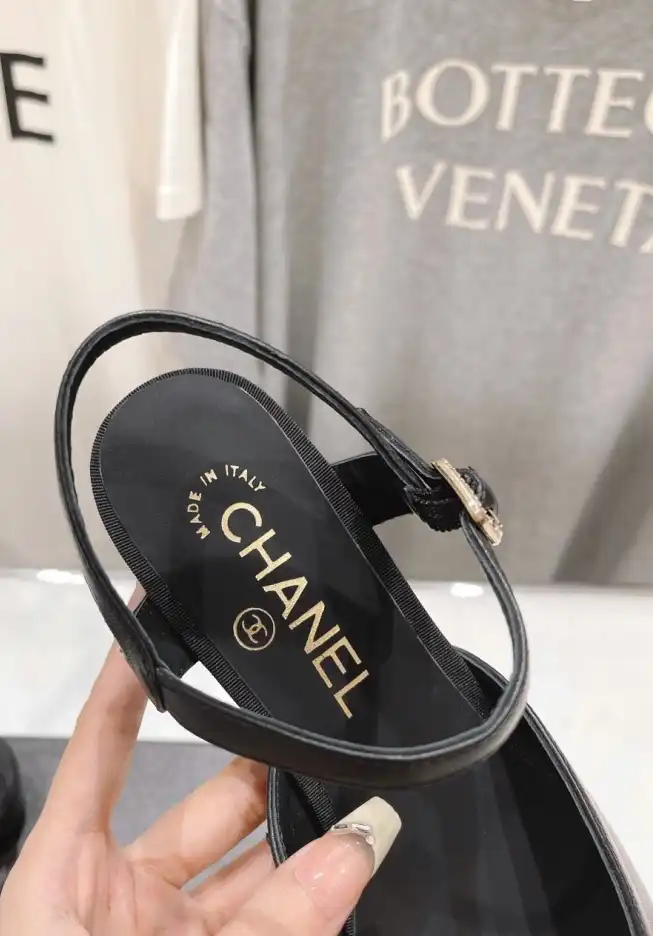 hype Chanel High Heels