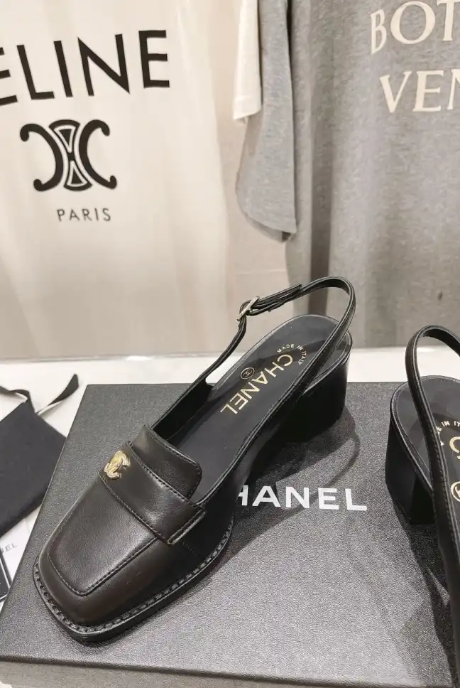 hype Chanel High Heels