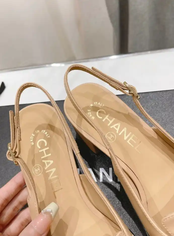 hype Chanel High Heels