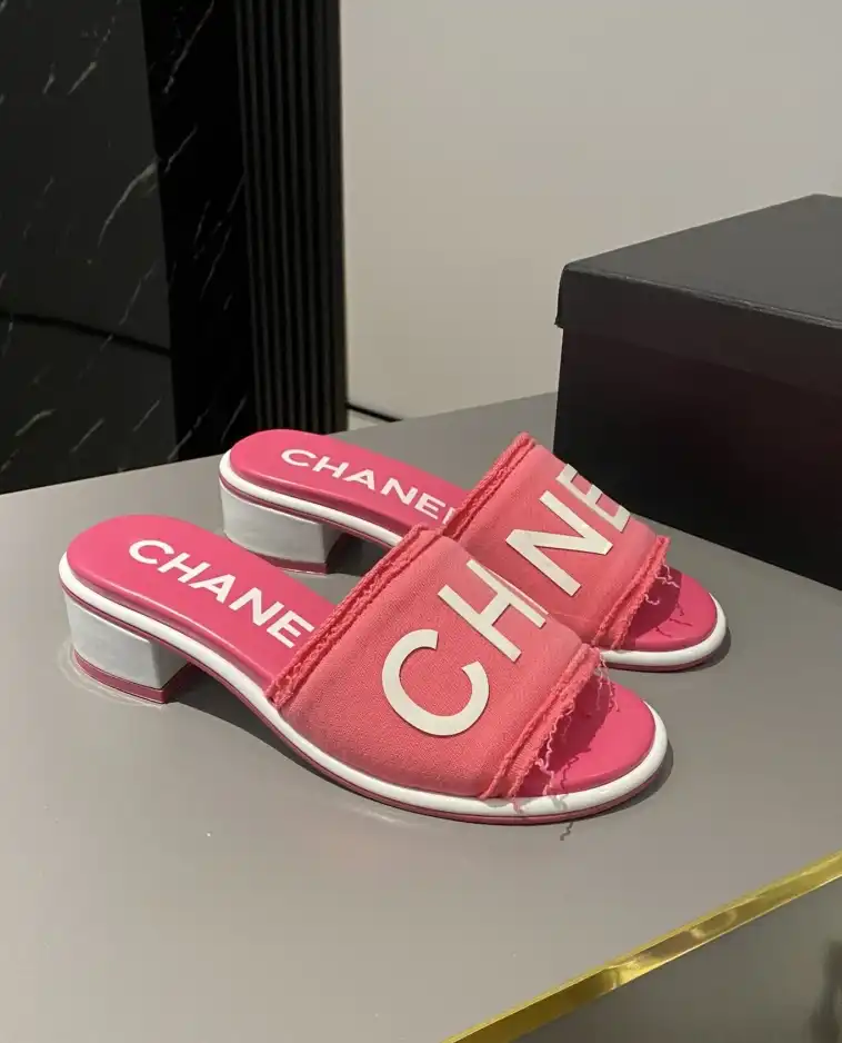 hype Chanel Slippers