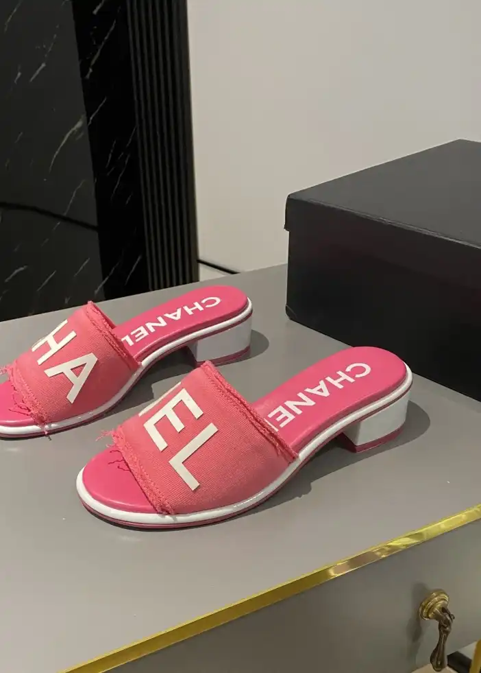 hype Chanel Slippers