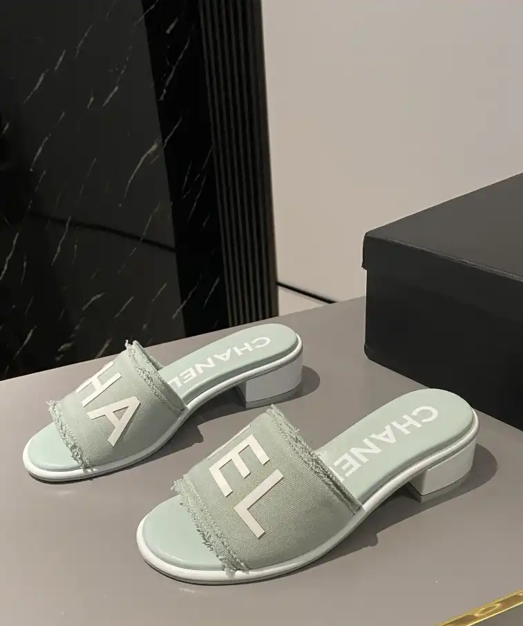 hype Chanel Slippers