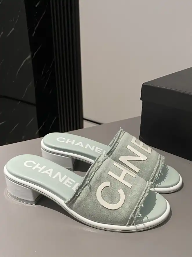 hype Chanel Slippers