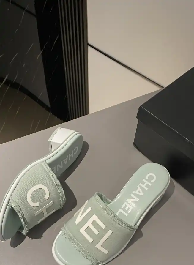 hype Chanel Slippers